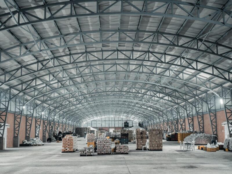 Rent commercial warehouse